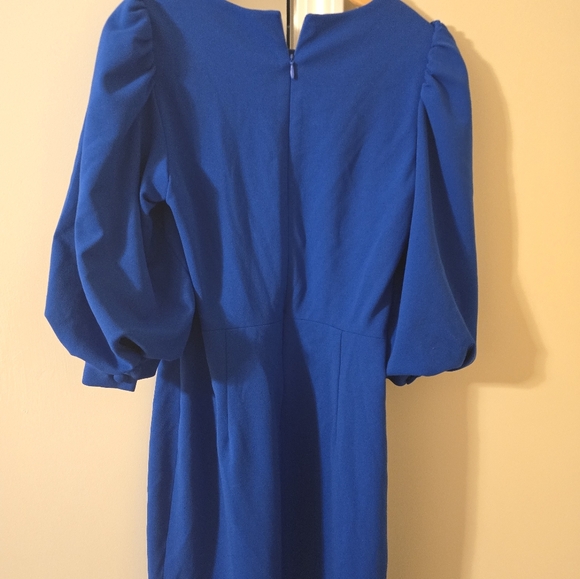 Gorgeous royal blue dress - Picture 2 of 3